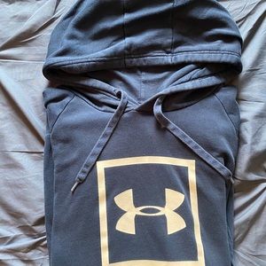 Men’s under armour hoodie